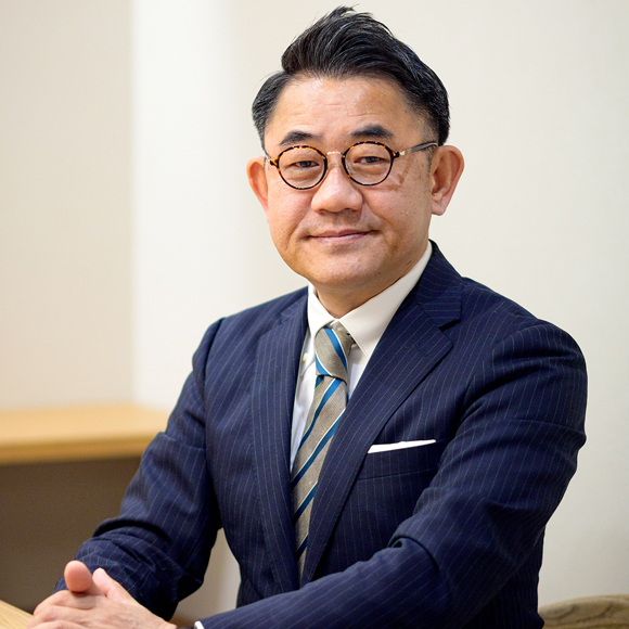 代表取締役社長　坂井 重栄